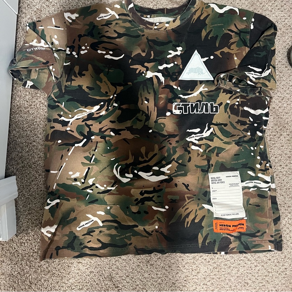 Men’s Heron Preston Camo t shirt size XL